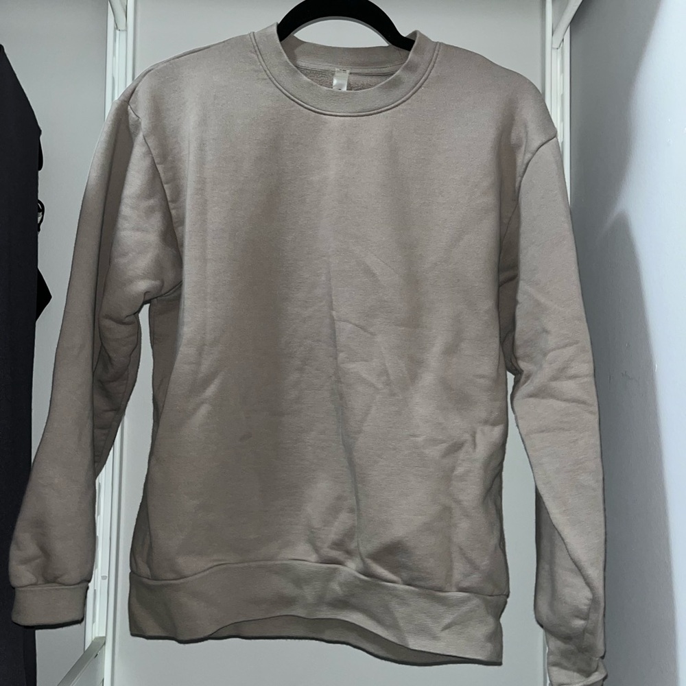 Taupe aritzia sweatshirt!